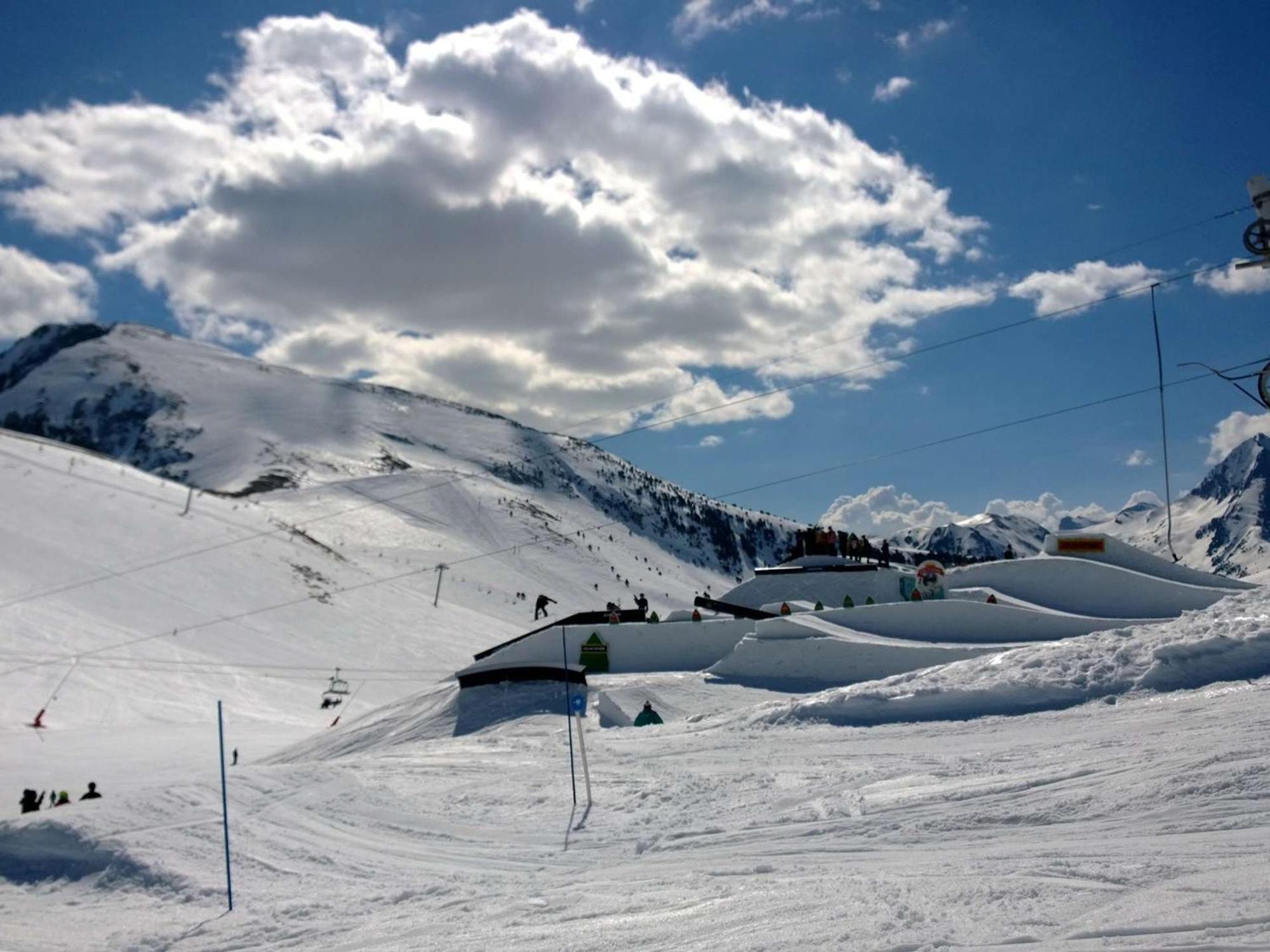 Appartement Cosy Pour 4, Terrasse, Proche Thermes Et Telecabine A Saint-Lary-Soulan - Fr-1-296-196 Buitenkant foto